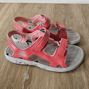 Columbia techs under vent big girls size 5 water sandals hiking sandals sport.